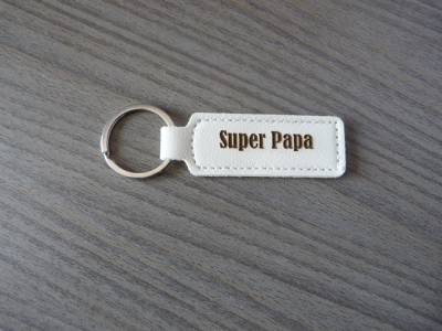 Porte-clés simili cuir gravé "Super Papa" – Image 2