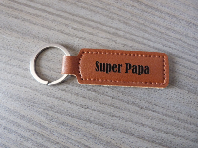 Porte-clés simili cuir gravé "Super Papa" – Image 4